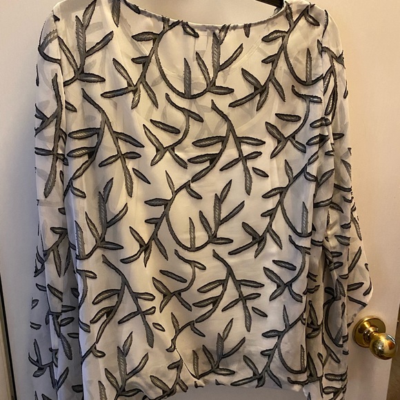 ALFANI Women’s Flare Sleeves with Under-Top Attached Tops - Picture 5 of 5